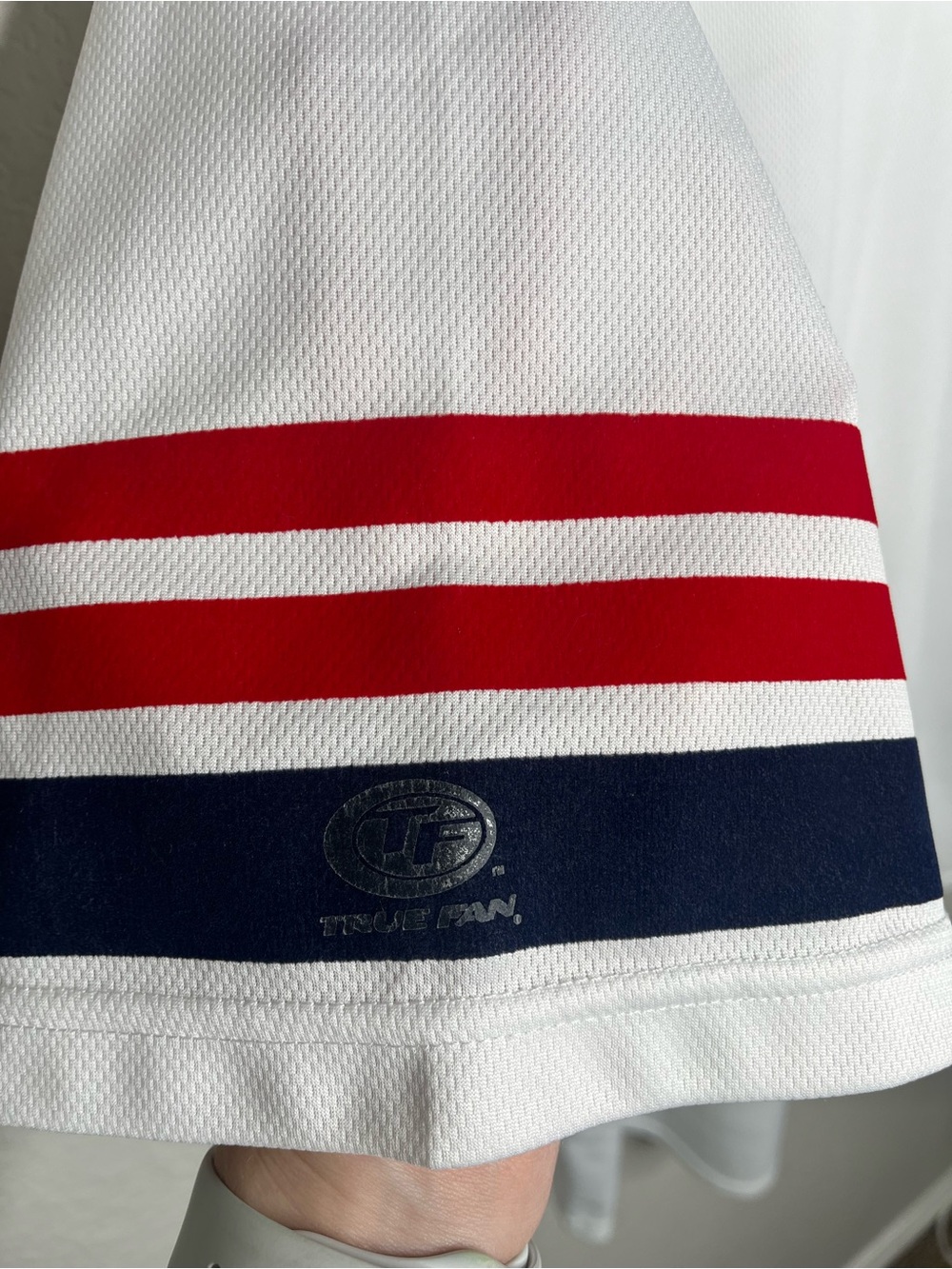 Cleveland Indians Patriotic Baseball Jersey XL White Red Blue Button Up MLB - Picture 6 of 9